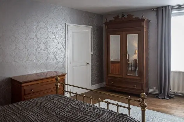 Tek Büyük Yataklı Oda