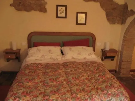 Basic Tek Büyük Yataklı Oda