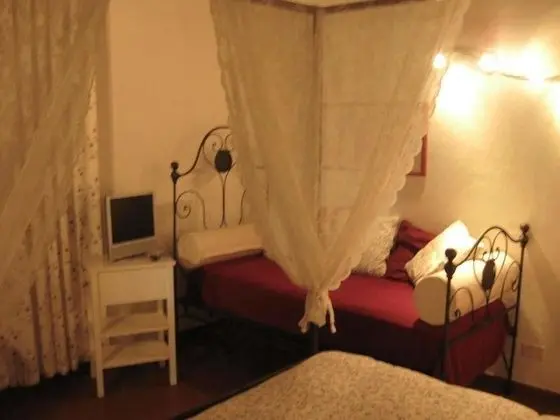 Tek Büyük Yataklı Oda