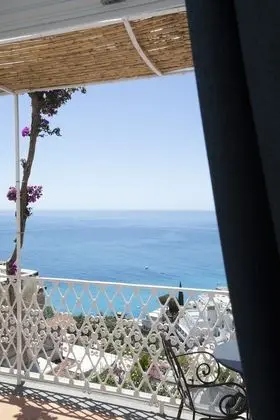 Junior Üç Kişilik Oda, Teras, Deniz Manzaralı