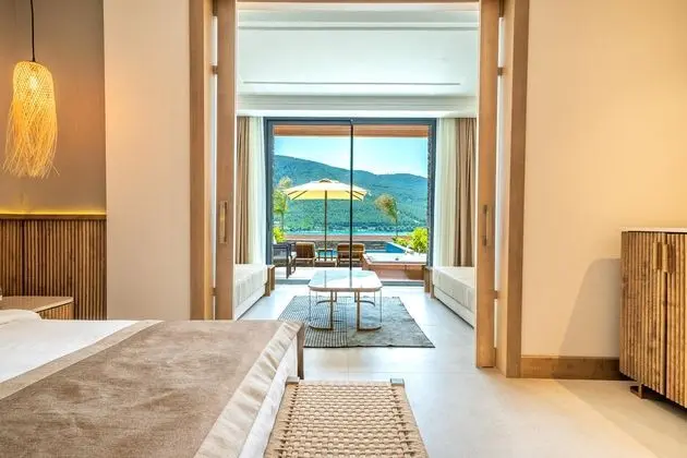 https://images.etstur.com/files/images/hotelImages/TR/220136/l/La-Blanche-Island-Bodrum-Oda-402031.jpg