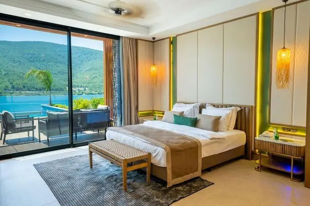 https://images.etstur.com/imgproxy/resize/2560x1440/files/images/hotelImages/etsrooms/510316/La_Blanche_Island_Bodrum_20260611130319_1.jpg