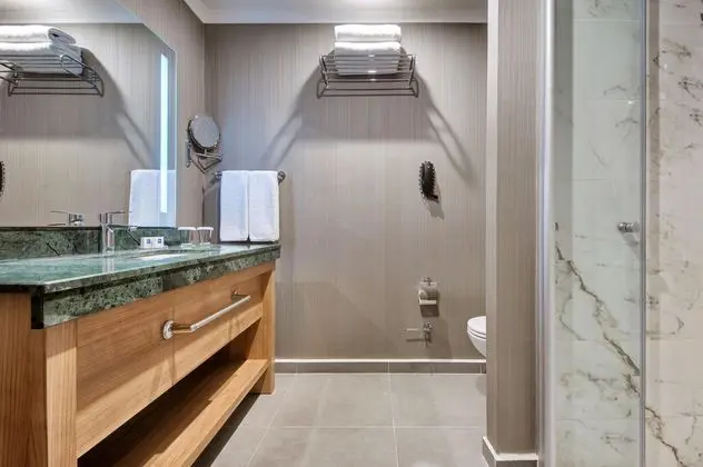 https://images.etstur.com/imgproxy/resize/2560x1440/files/images/hotelImages/etsrooms/510316/La_Blanche_Island_Bodrum_20260714134218_0.jpg
