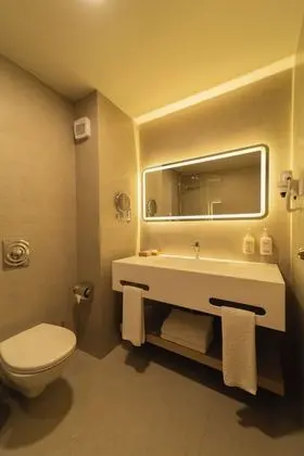 Standard Oda, Havuz Manzaralı