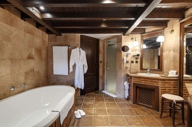 Deluxe Oda (2x2 Family Superior connected)