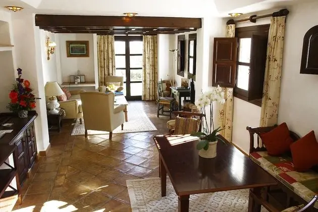 Family Süit (Deluxe 2 Rooms)