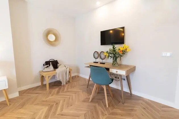 Tek Büyük Yataklı Oda