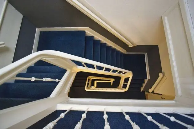 Standard Oda, 1 Büyük (Queen) Boy Yatak