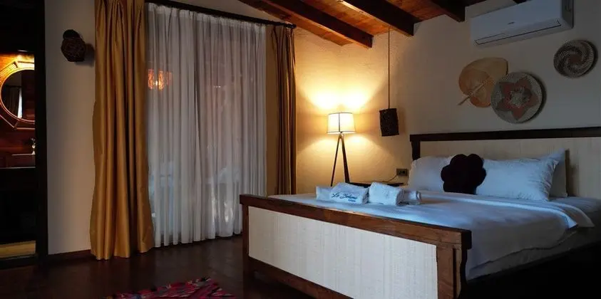 Havuzlu Suite Oda