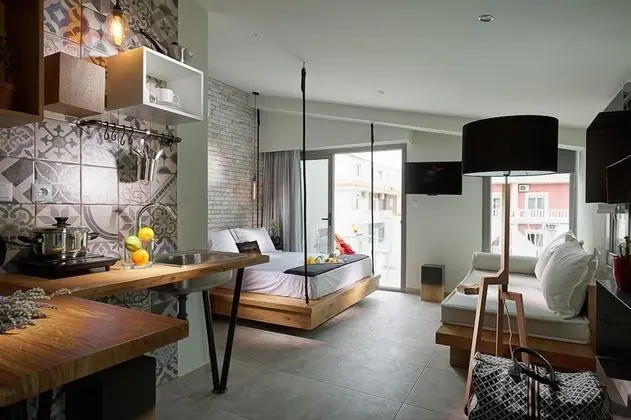 Stüdyo (3 Adults)