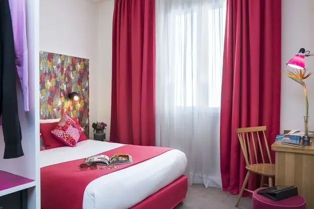 Comfort Tek Büyük Yataklı Oda