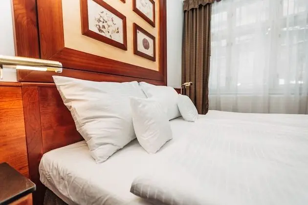 Comfort Tek Büyük Yataklı Oda