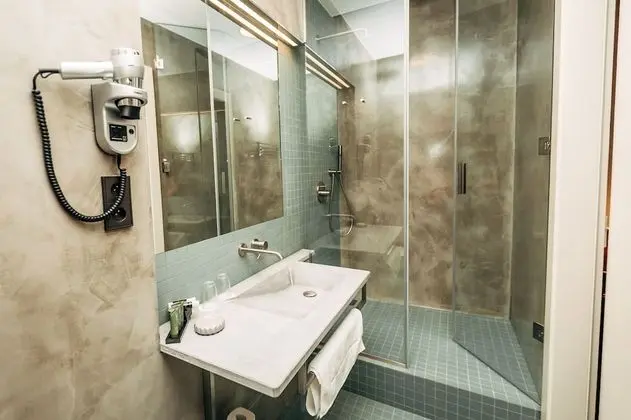 Tek Büyük Yataklı Oda (Compact)