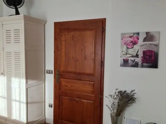 Comfort Tek Büyük Yataklı Oda (Emeraude)