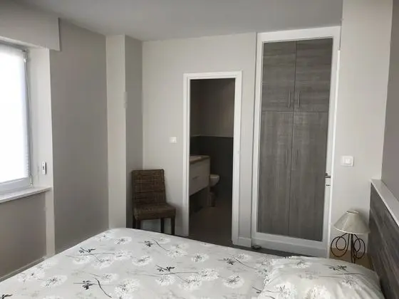Tek Büyük Yataklı Oda, Sigara İçilmez