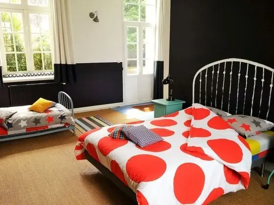 Family Dört Kişilik Oda, Birden Çok Yatak (Les Billes)