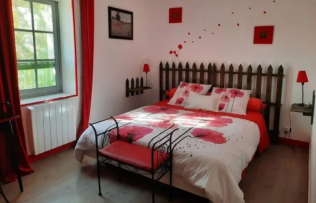 Tek Büyük Yataklı Oda (Coquelicot)