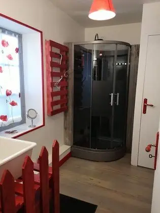 Tek Büyük Yataklı Oda (Coquelicot)