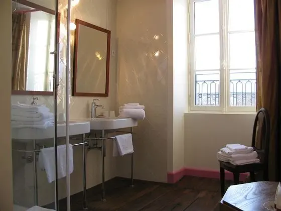 Dört Kişilik Oda, 2 Yatak Odası (Art Deco)