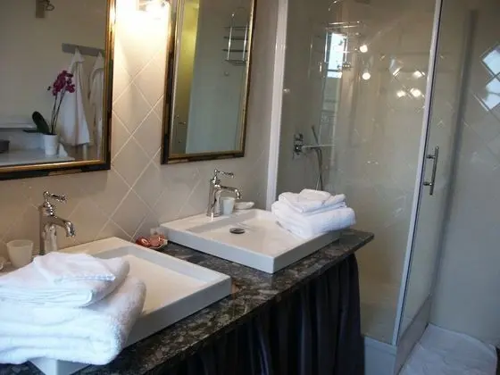 Tek Büyük Yataklı Oda (Neo Classic)