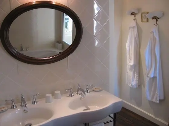 Tek Büyük Yataklı Oda (Romantique)