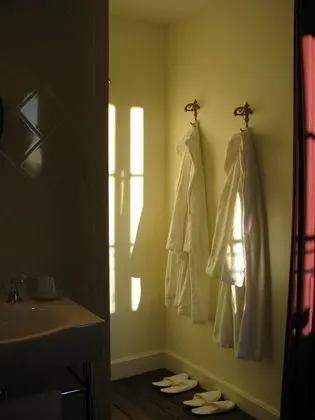 Tek Büyük Yataklı Oda (Romantique)