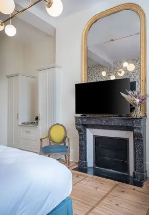 Classic Tek Büyük Yataklı Oda