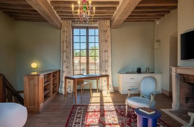 Deluxe Tek Büyük Yataklı Oda