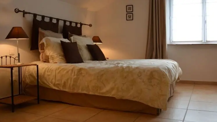 Family Oda, Bahçe Manzaralı (Bord Sud)