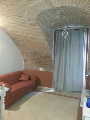 Deluxe Tek Büyük Yataklı Oda, Bahçeli