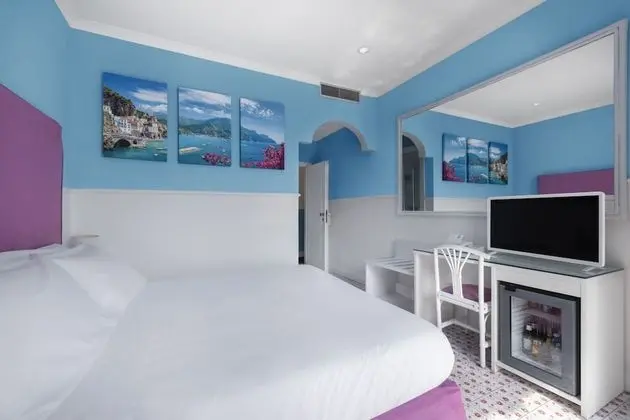 Superior Tek Büyük veya İki Ayrı Yataklı Oda, Balkon, Deniz Manzaralı