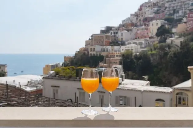 Superior Tek Büyük veya İki Ayrı Yataklı Oda, Balkon, Deniz Manzaralı