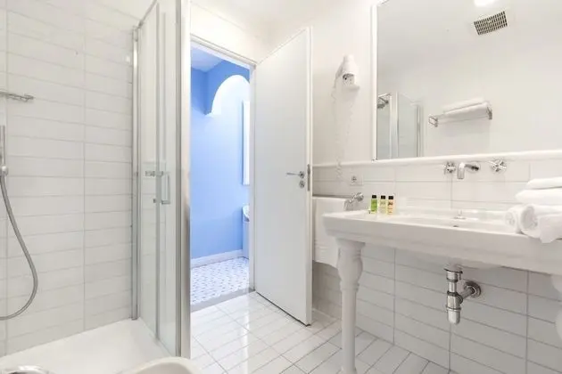 Superior Tek Büyük veya İki Ayrı Yataklı Oda, Balkon, Deniz Manzaralı