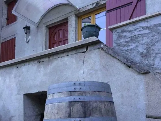 Kır Evi, Banyolu/Duşlu (La Bourguignotte)