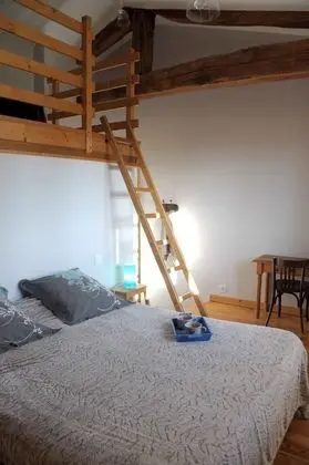 Tek Büyük Yataklı Oda (Le Bois - Pilat)