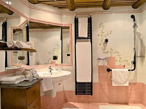 Tek Büyük Yataklı Oda, Engellilere Uygun, Balkon