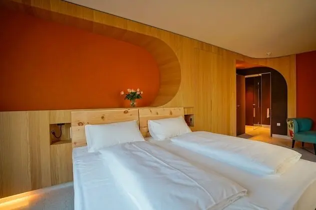 Comfort Tek Büyük veya İki Ayrı Yataklı Oda