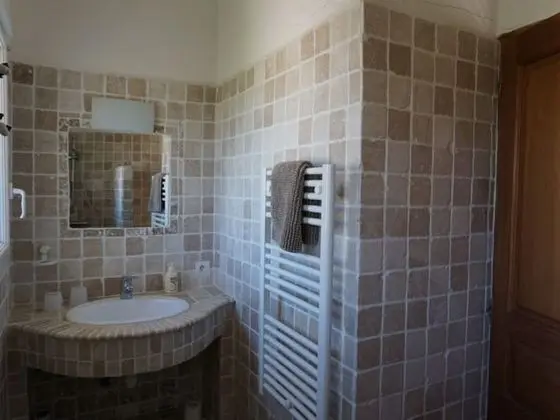 Süit, Özel Banyo (les oliviers)
