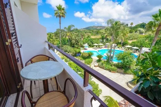 Standard Dört Kişilik Oda