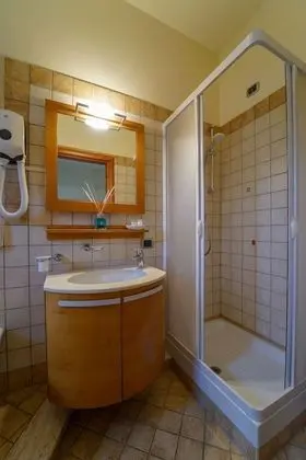 Standard Üç Kişilik Oda