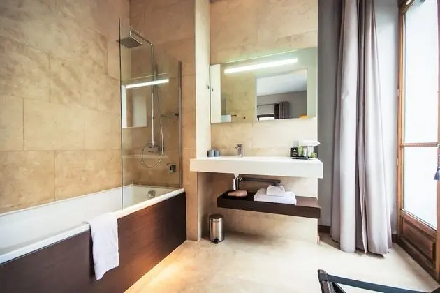 Villa, Teras