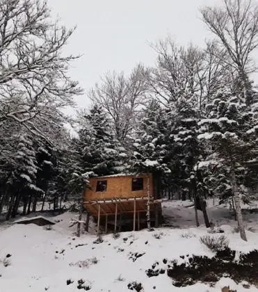 Ağaç Ev, 1 Çift Kişilik Yatak, Sigara İçilmez
