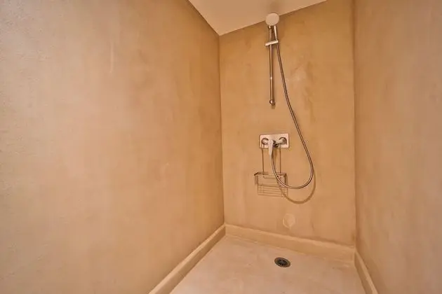 Ev, Banyolu/Duşlu, Göl Manzaralı