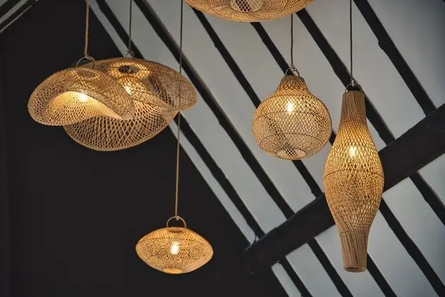 Ev, Banyolu/Duşlu, Göl Manzaralı