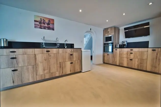 Ev, Banyolu/Duşlu, Göl Manzaralı