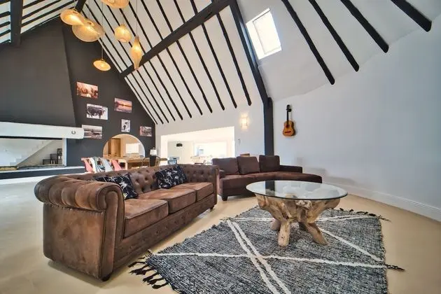 Ev, Banyolu/Duşlu, Göl Manzaralı