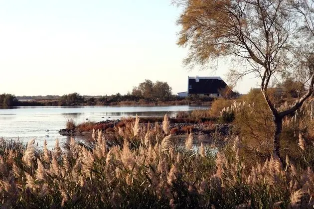 Ev, Banyolu/Duşlu, Göl Manzaralı