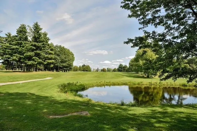 Junior Süit, 1 En Büyük (King) Boy Yatak, Golf Manzaralı