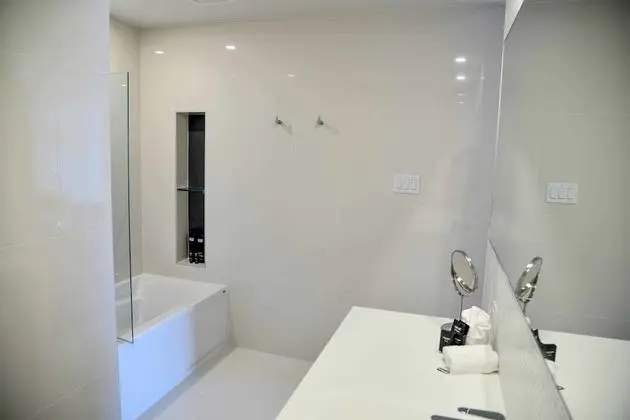 Junior Süit, 2 Büyük (Queen) Boy Yatak, Golf Manzaralı