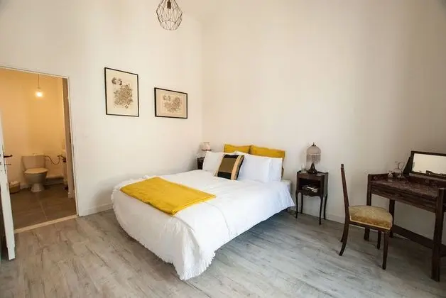 Tek Büyük Yataklı Oda